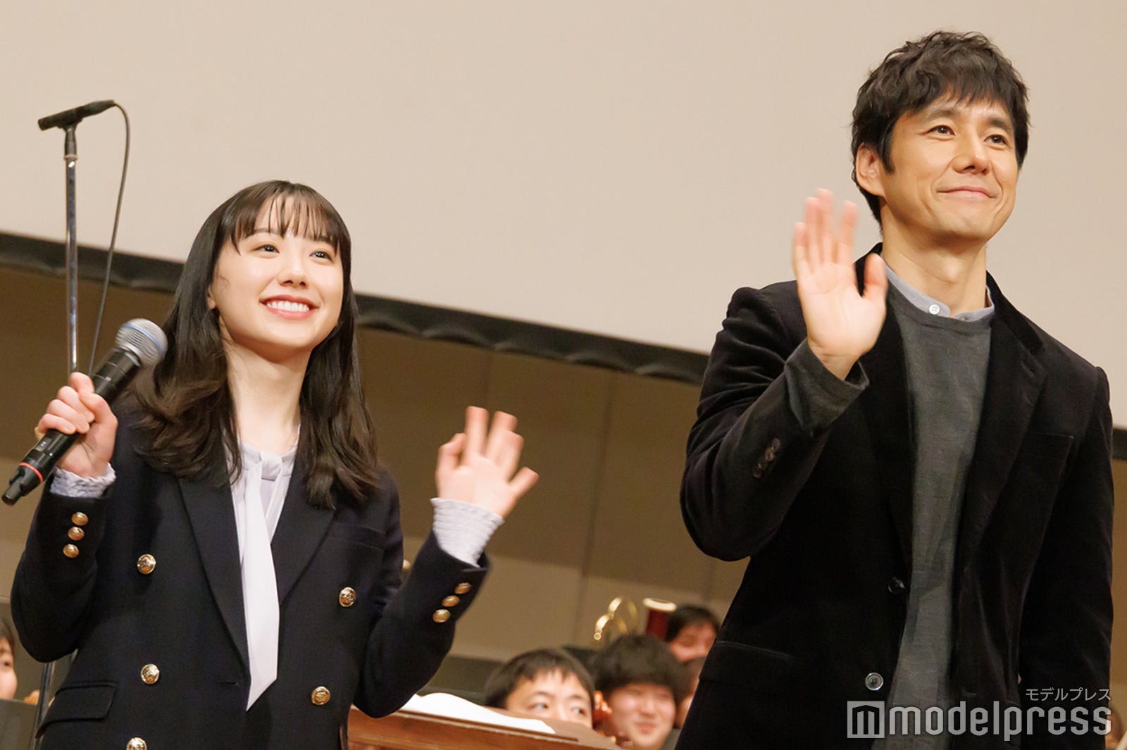 芦田愛菜、西島秀俊（C）モデルプレス