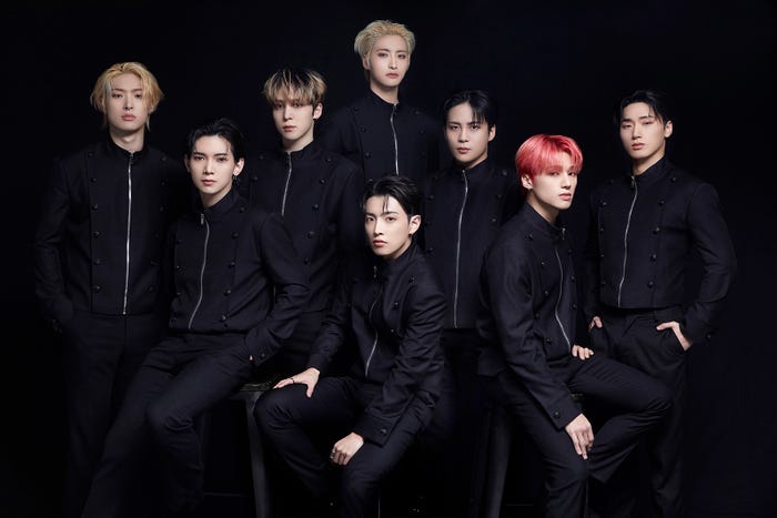 ATEEZ(C)KQ ENTERTAINMENT