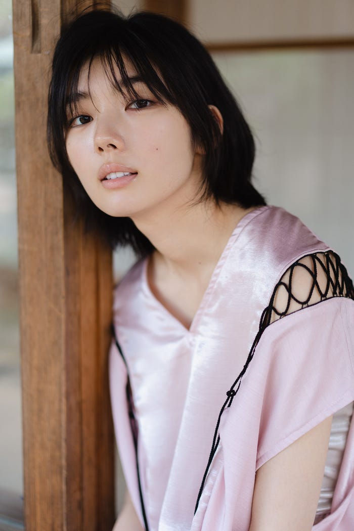 藤吉夏鈴/撮影:HIROKAZU(東京ニュース通信社刊)