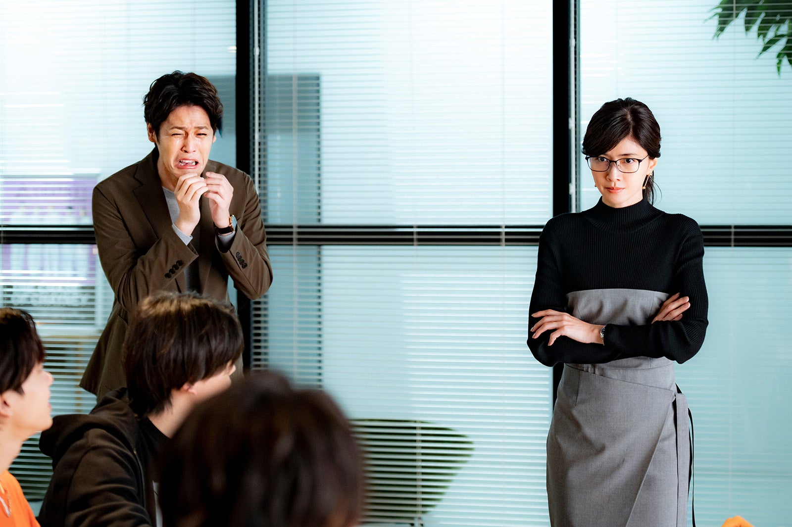 宮野真守、内田有紀 「君の花になる」第6話より（C）TBS