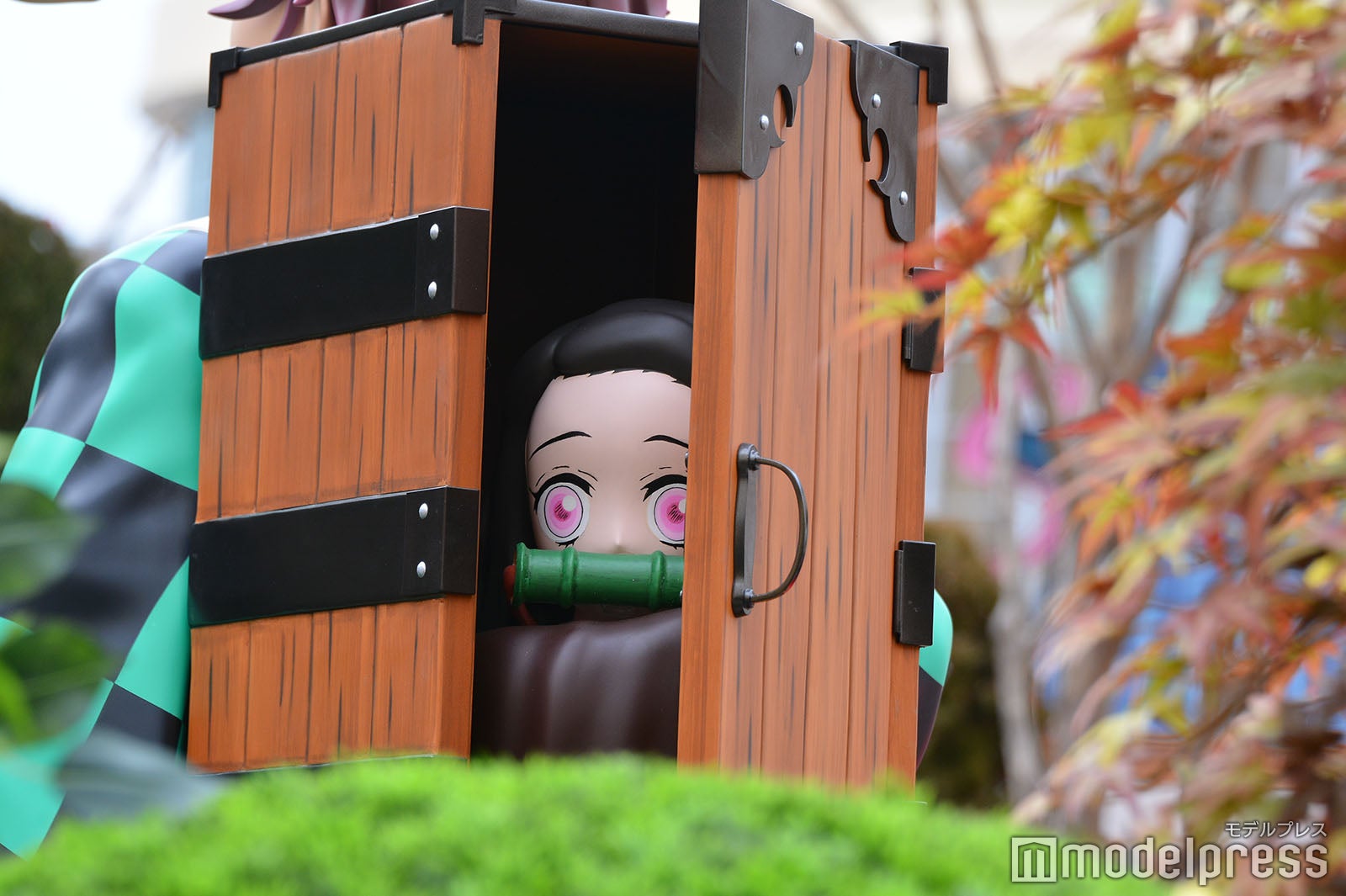 背負い箱の中には禰豆子の姿も／鬼滅の刃 XRライド（C）モデルプレス