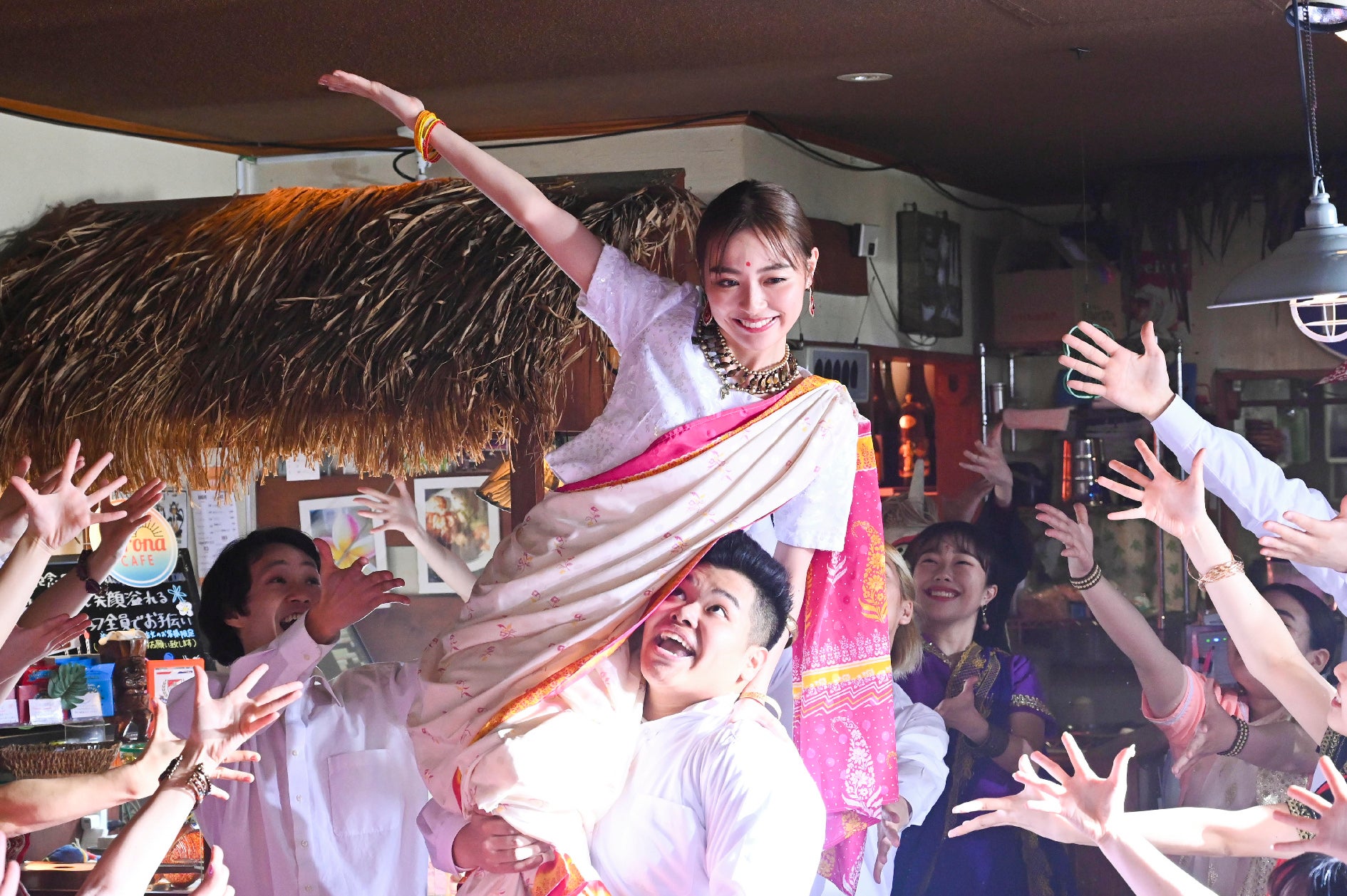 内田理央「向かいのバズる家族」より（画像提供：所属事務所）