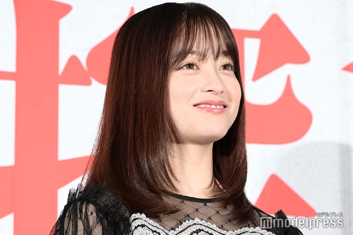 橋本環奈(C)モデルプレス