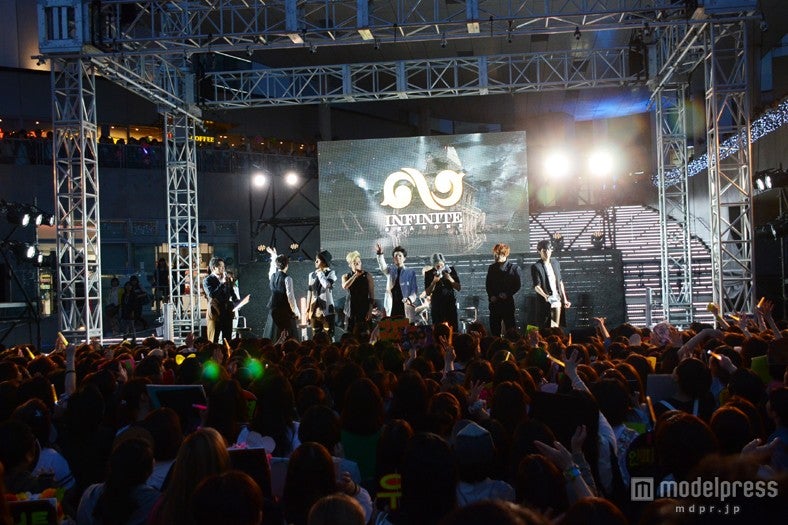 5000人のファンが集結した