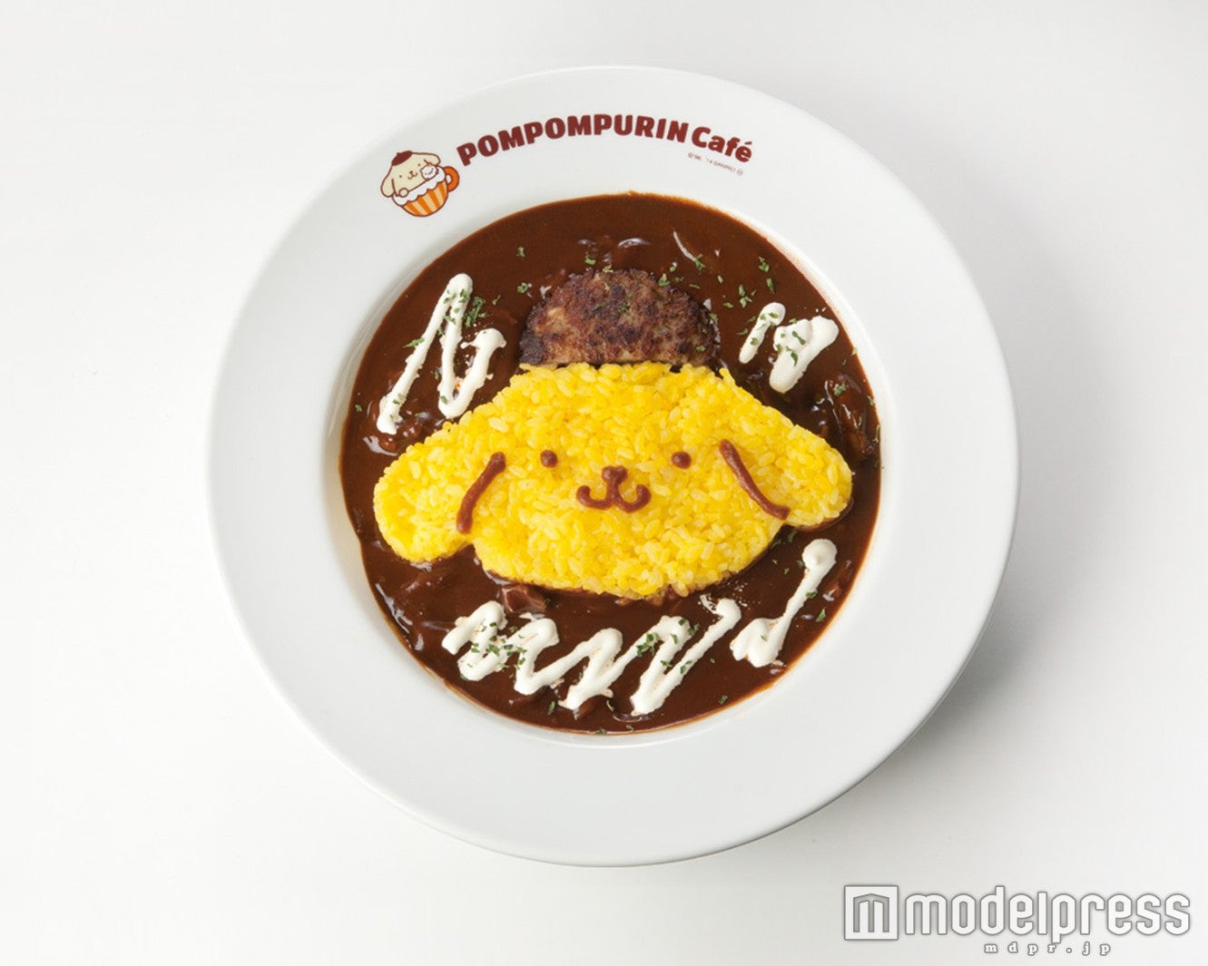 ポムポムプリンのまろやかビーフストロガノフ1,090円（税込1,177円）（C）1996，2016 SANRIO CO．，LTD．APPROVAL NO．S571455