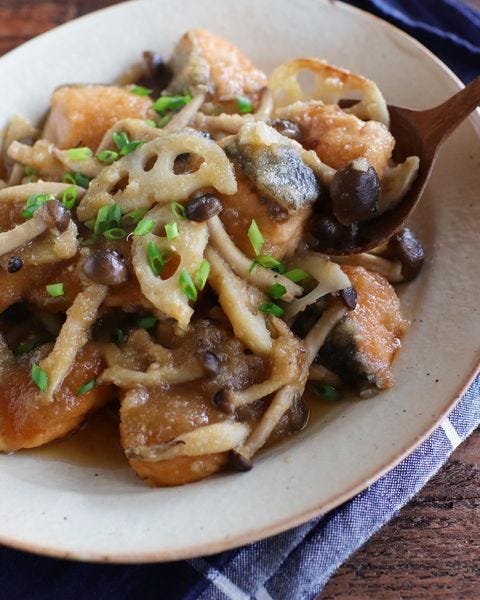 子供が喜ぶ鮭を使った人気の幼児食まとめ 作り置きもできる簡単レシピをご紹介 モデルプレス