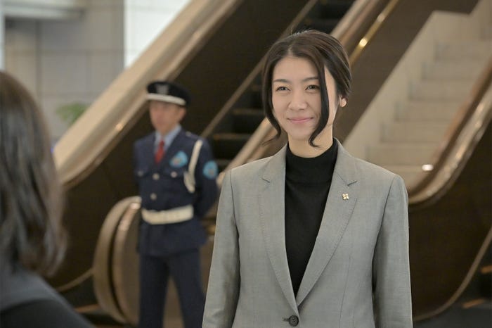 瀧内公美「クジャクのダンス、誰が見た?」第6話(C)TBS