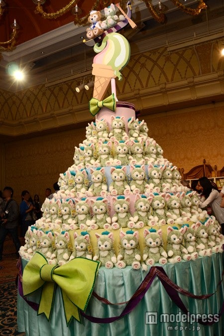 ジェラトーニがタワーでお出迎え