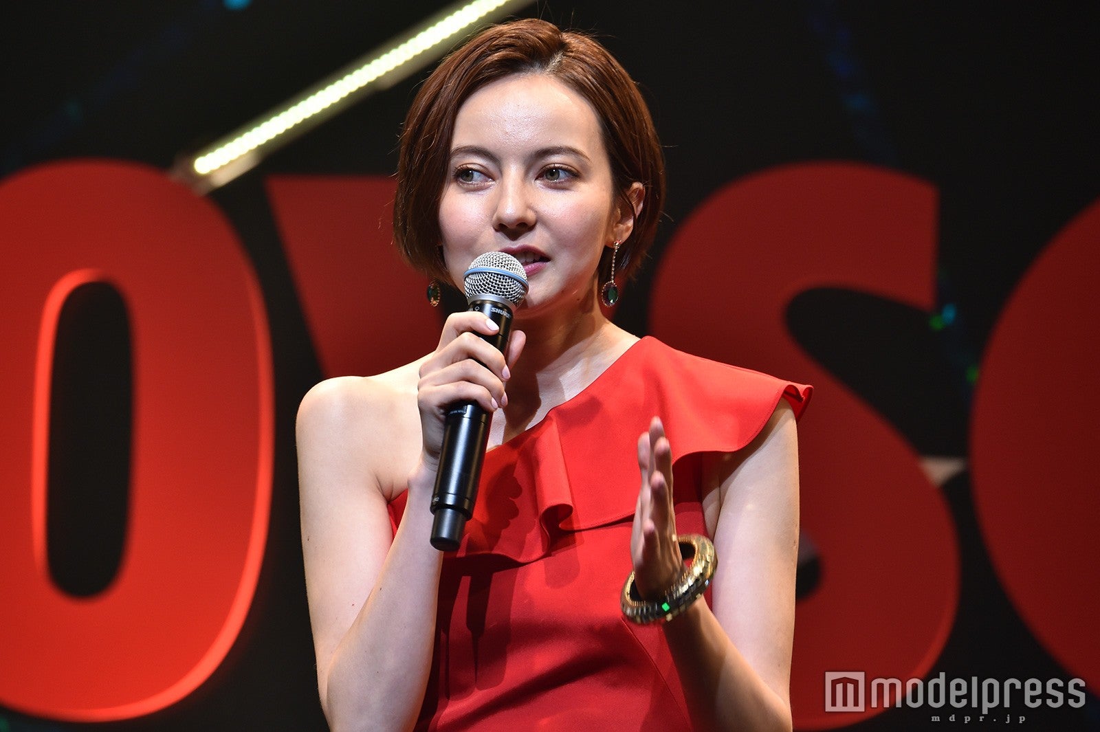 ベッキー（C）モデルプレス