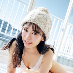 HKT48運上弘菜、スキー姿で美バスト魅せ 色白肌が眩しい
