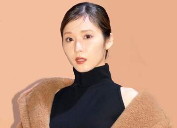 「世界一可愛い」「全てが理想」松岡茉優 オフタイムでミラノ満喫に反響