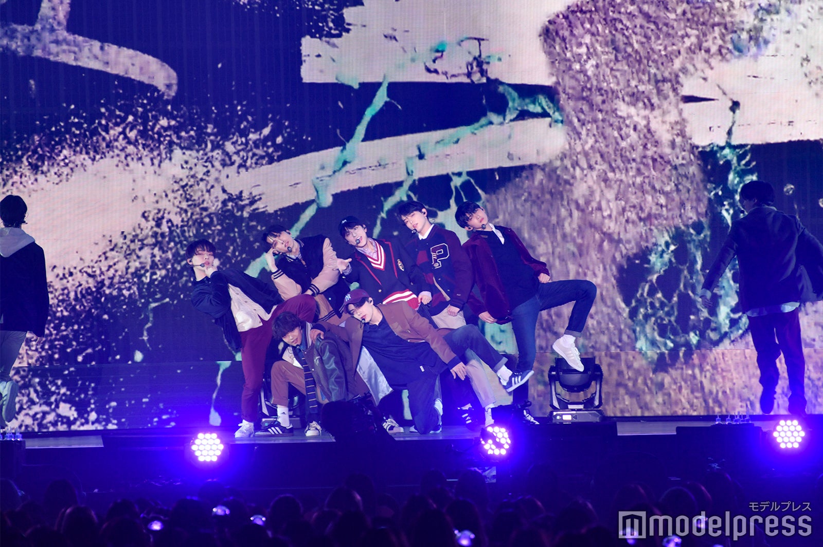 &TEAM（C）モデルプレス