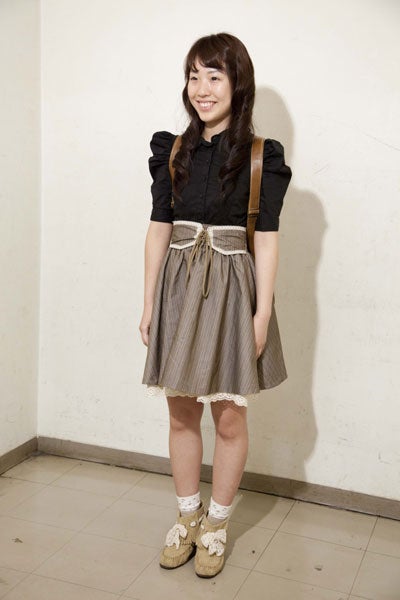 変身前のイモ女／BeeTV「イモ女改造計画」より©BeeTV