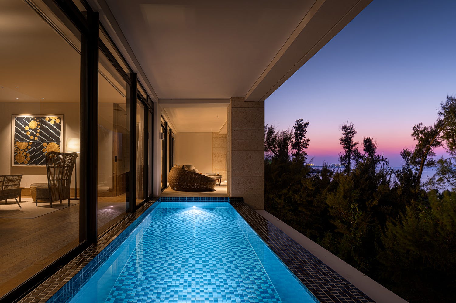 「ウミトプラージュジアッタ沖縄」海一望のプール付ホテルが恩納村に開業