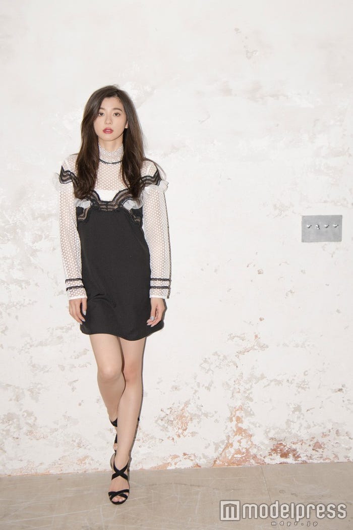 朝比奈彩(C)モデルプレス