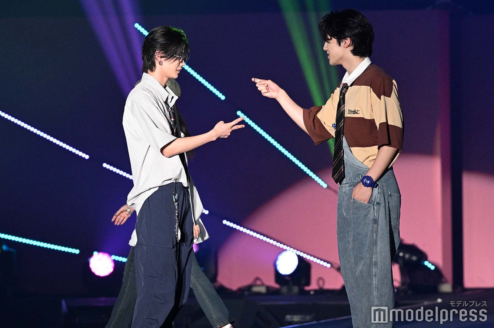 鈴陽向、鈴川直弥（C）モデルプレス