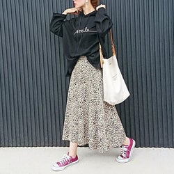 オシャレな着こなしから目が離せない! あっこさんのお目立ちスカートコーデ5選