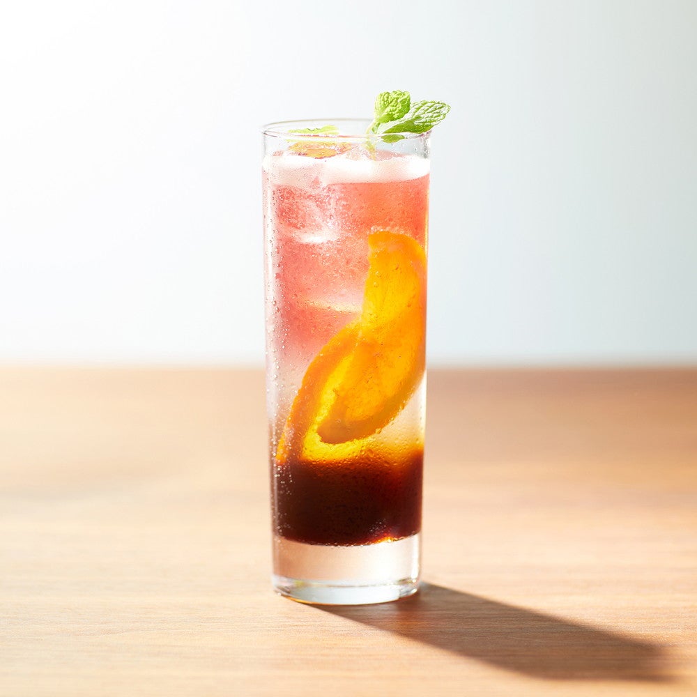 スタバ「ロースタリー 東京」夏の新作ビバレッジ続々、プリンチ人気パンも復活