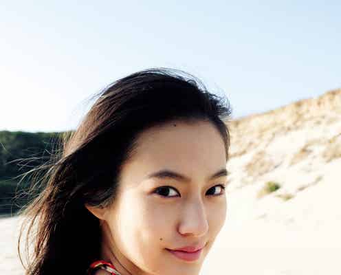 恒松祐里「全裸監督」設定とリンクしたSEXYカットも ファースト写真集決定<月刊 恒松祐里 優>