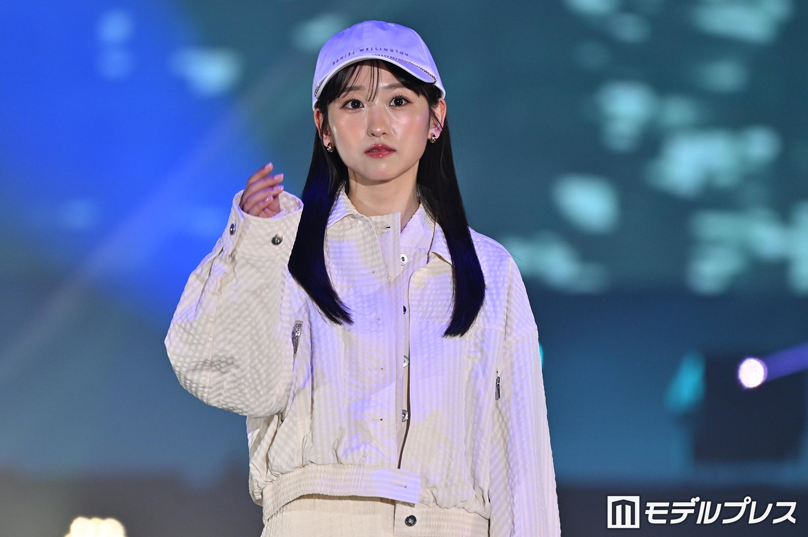 乃木坂46一ノ瀬美空、微笑みにキュン カジュアルコーデに「魅力全開」「天使」と反響続々【ガルアワ2026SS】