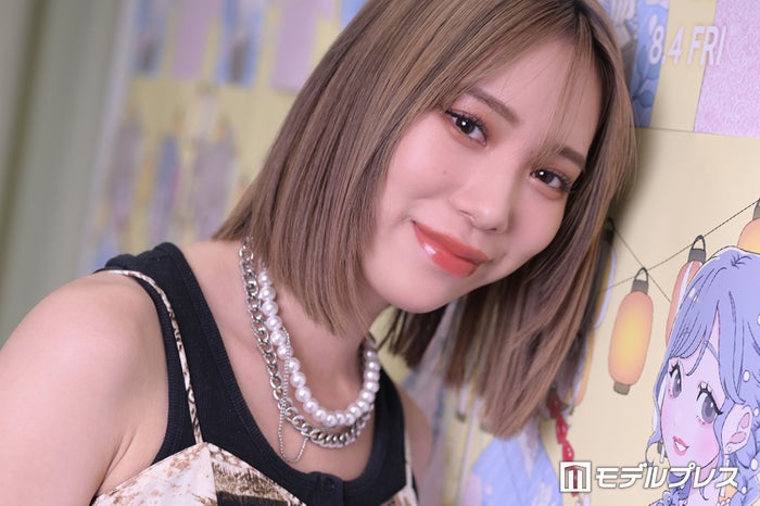 第1子妊娠中のタナカガ、夫とホテルランチ “4人の生活”満喫ショットに反響「素敵」「憧れる」