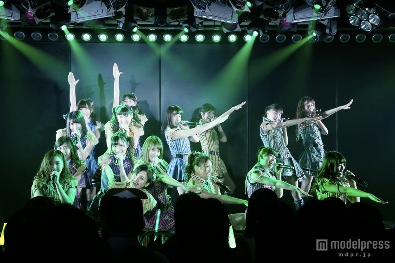 劇場公演（C）AKS