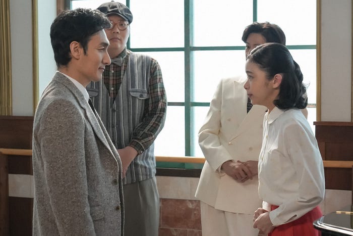 草なぎ剛、満腹満、新納慎也、趣里「ブギウギ」第27話(C)NHK