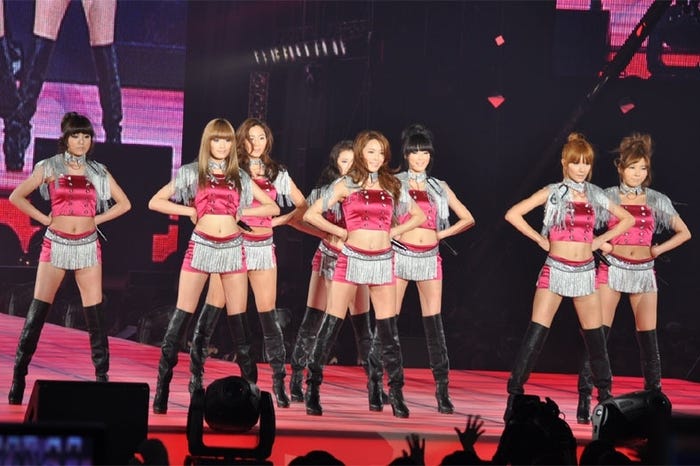 AFTERSCHOOL(「第12回東京ガールズコレクション 2011 SPRING/SUMMER」より)