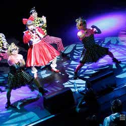 (中央)きゃりーぱみゅぱみゅ