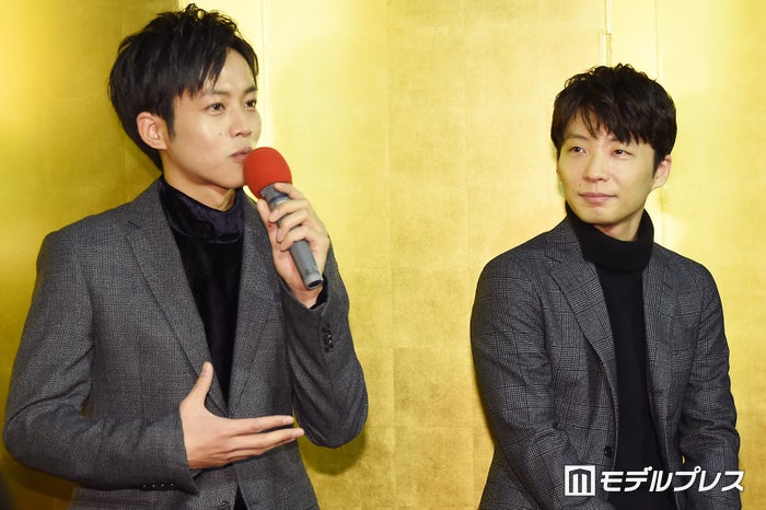 星野源と松坂桃李 服が おそろい と話題 大河ドラマ いだてん 会見で モデルプレス