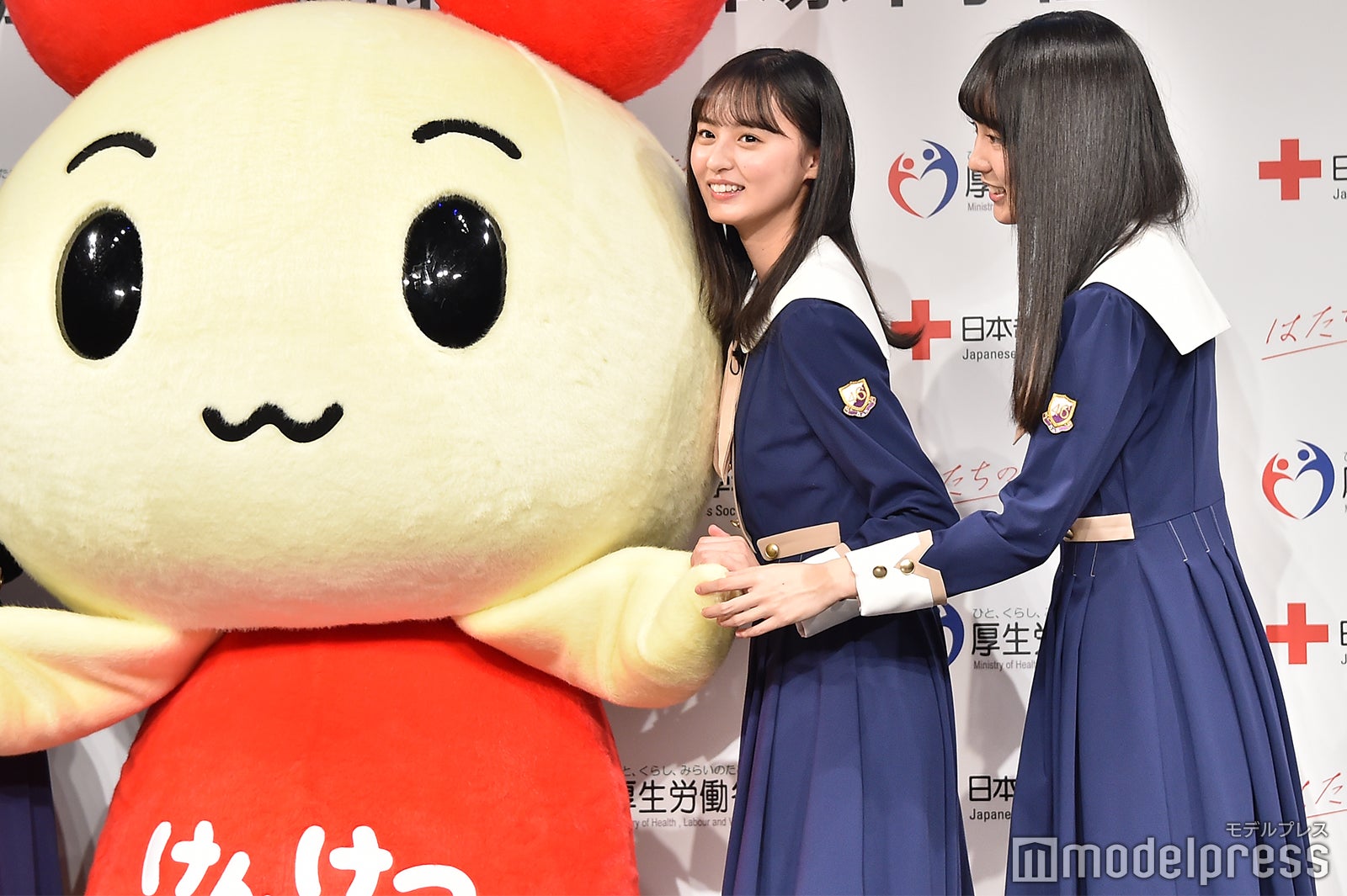 けんけつちゃん、遠藤さくら、賀喜遥香 （C）モデルプレス
