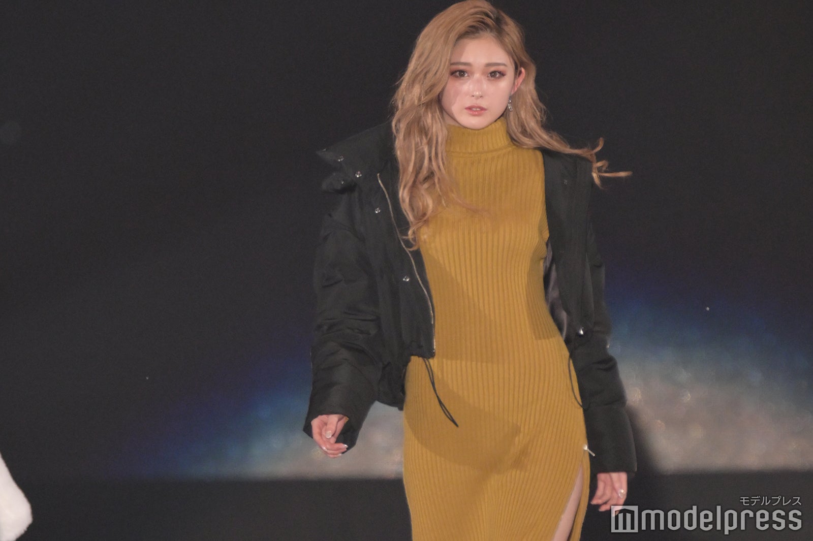 （C）モデルプレス