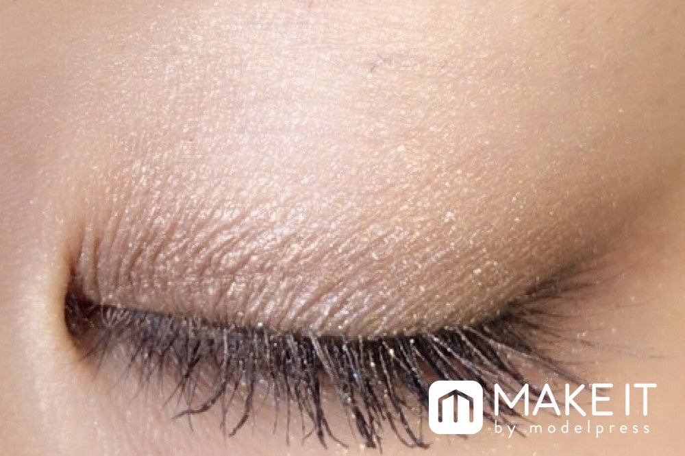 02 ベビーベージュ・スタイル1 (C)メイクイット