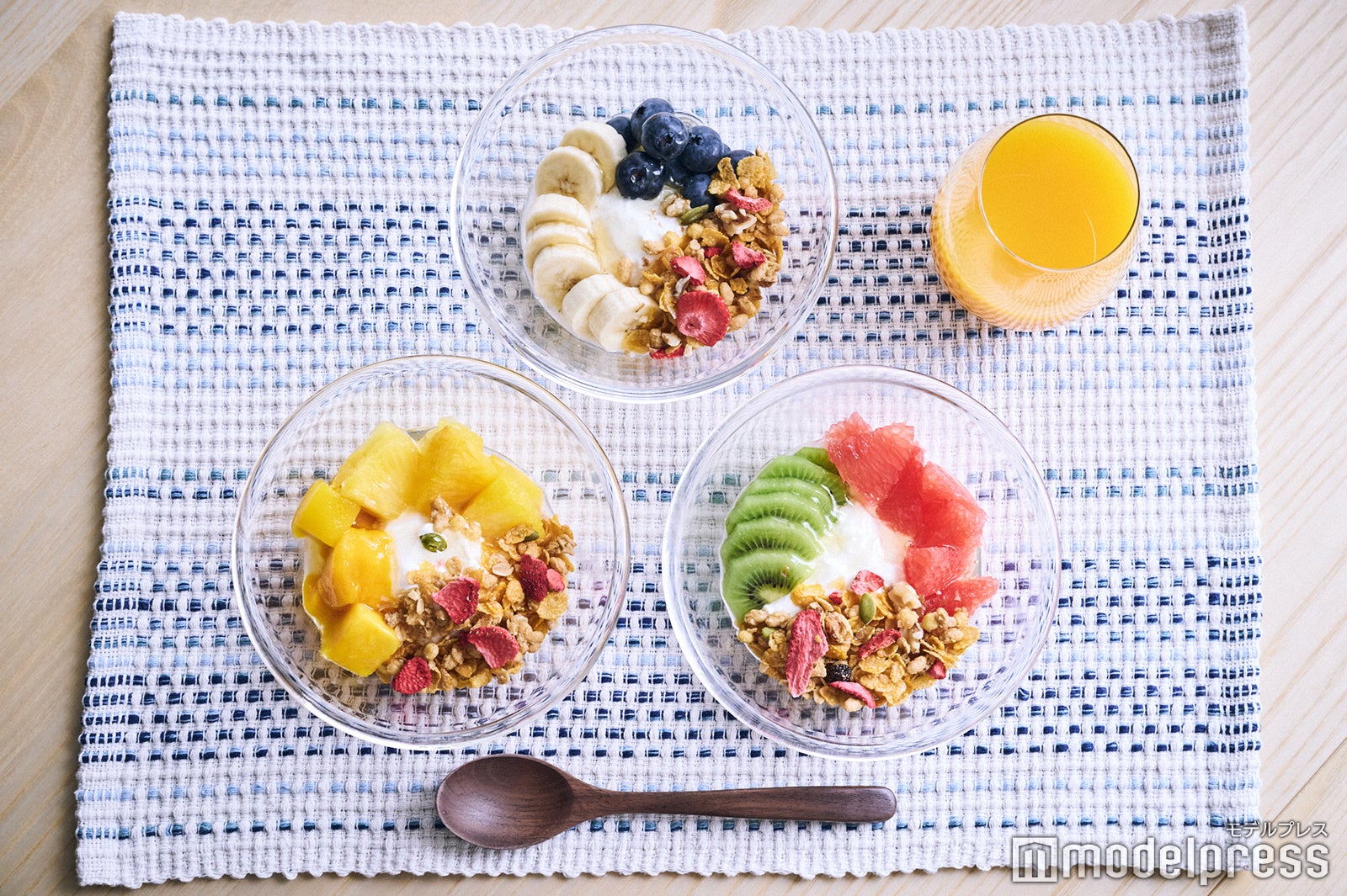 グリークヨーグルト（素材まるごとグラノラ 朝摘みいちご使用）（C）モデルプレス