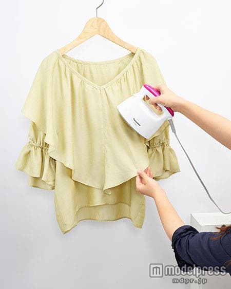 ハンガーにかけたままアイロンが可能