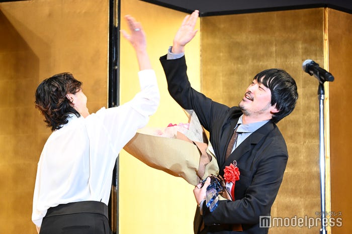 安藤サクラ、水野格氏(C)モデルプレス