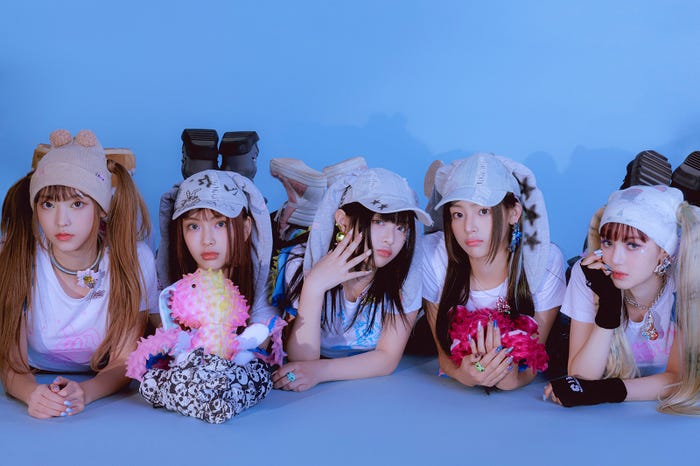 NewJeans(C)2023 ADOR. All Rights Reserved