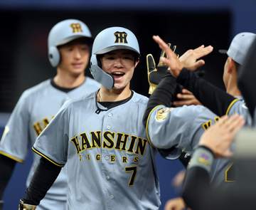 阪神が強い！高橋宏斗から一気に3得点でKO 中野が先制適時二塁打→森下が2点タイムリー セ界トップの強力打線がもはや驚異