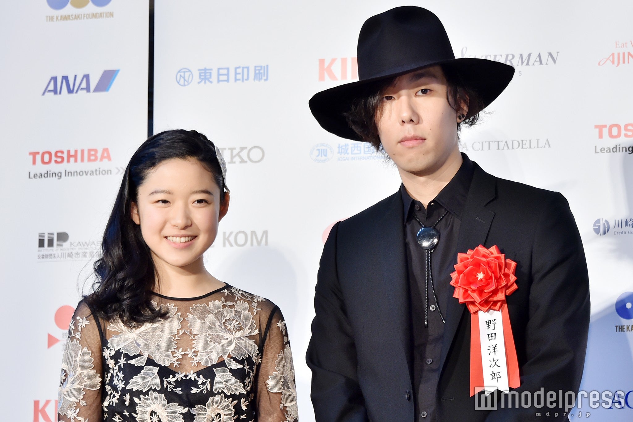 藤野涼子、野田洋次郎（C）モデルプレス