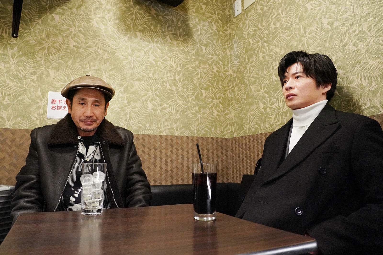 渋川清彦、田中圭／「リバーサルオーケストラ」第6話より（C）日本テレビ