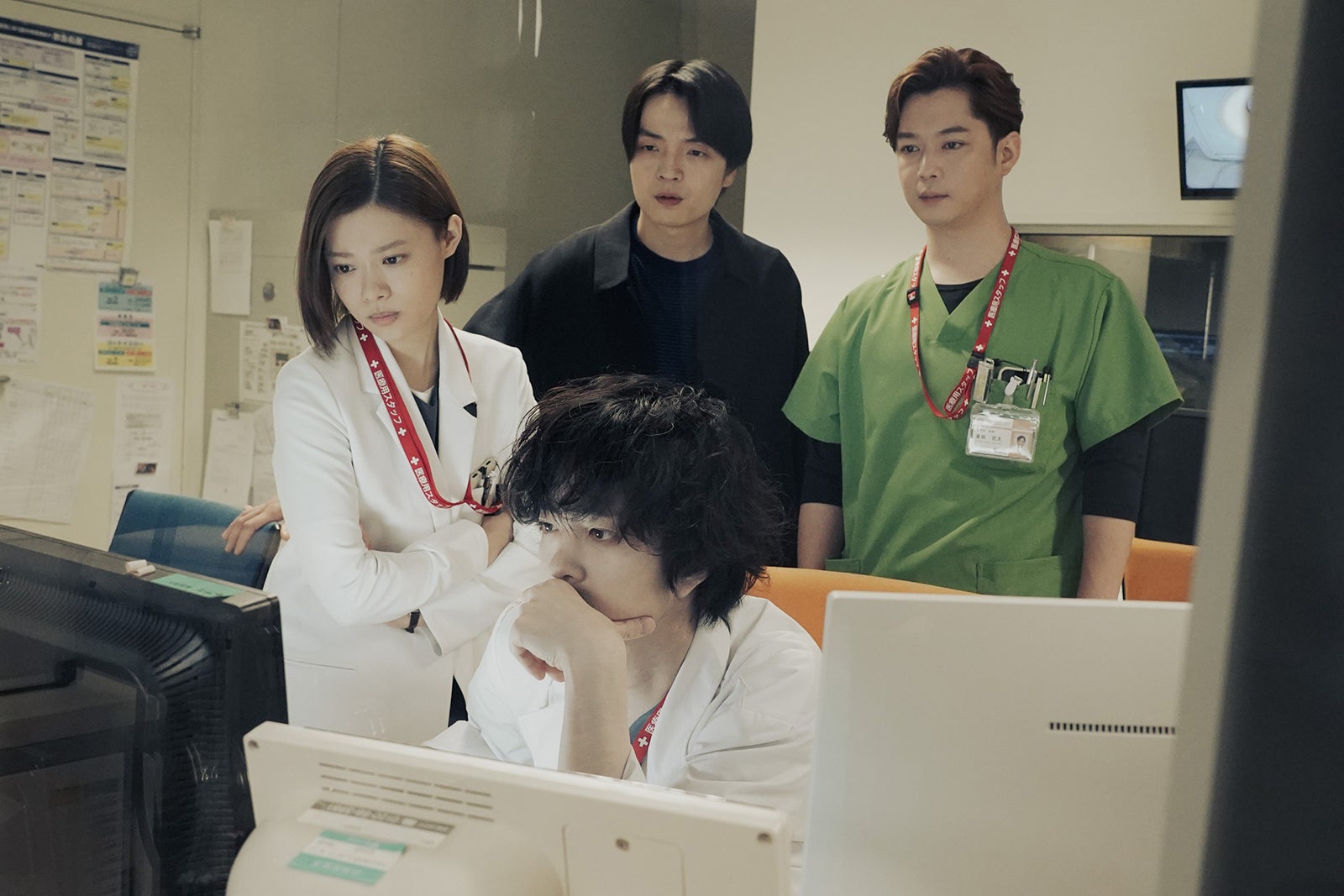 杉咲花、若葉竜也、岡山天音、千葉雄大「アンメット ある脳外科医の日記」第8話より（C）カンテレ