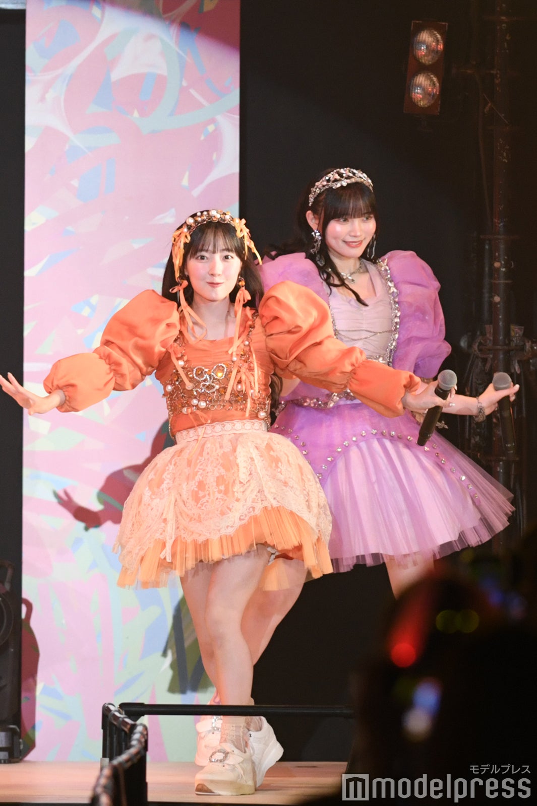 川本笑瑠、真鍋凪咲（C）モデルプレス