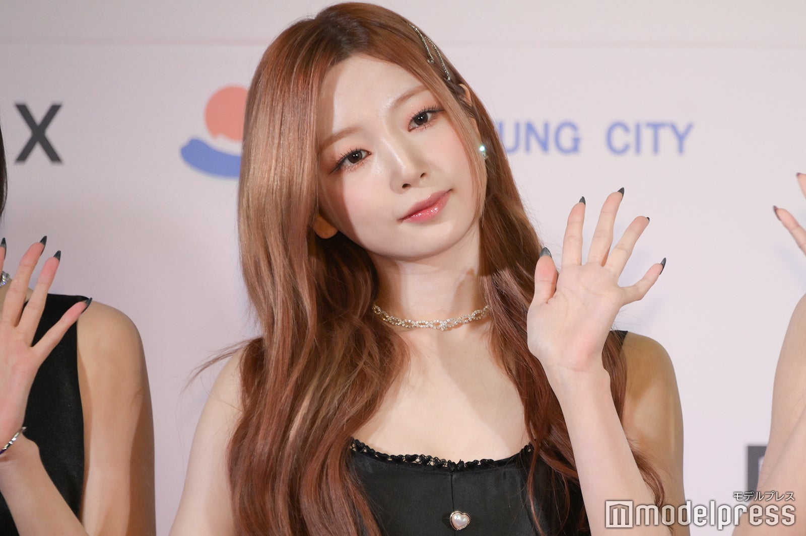 ヨンㇶ（C）モデルプレス