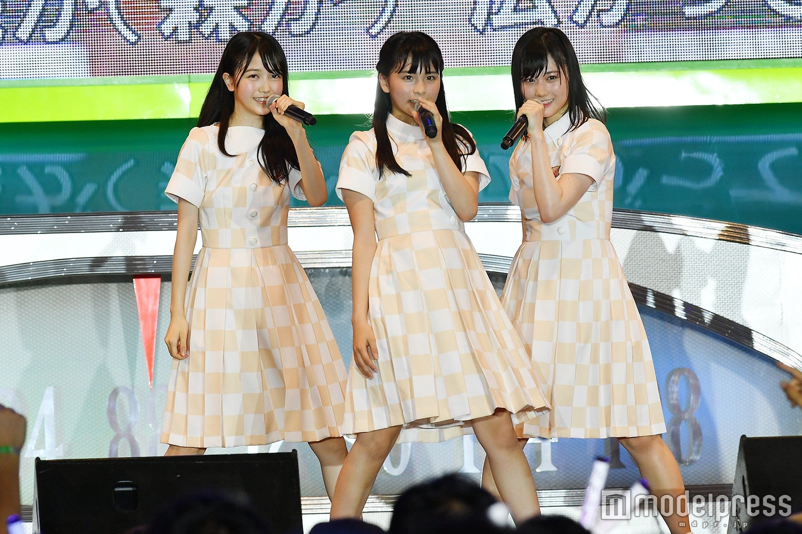 乃木坂46（C）モデルプレス