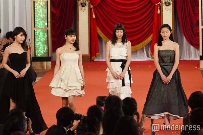 有村架純、土屋太鳳、広瀬すず、藤野涼子(C)モデルプレス