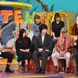 （前列左から）笑福亭鶴瓶、篠原涼子、坂口健太郎、上島竜兵、森重樹一（後列左から）若槻千夏、紅蘭（C）日本テレビ