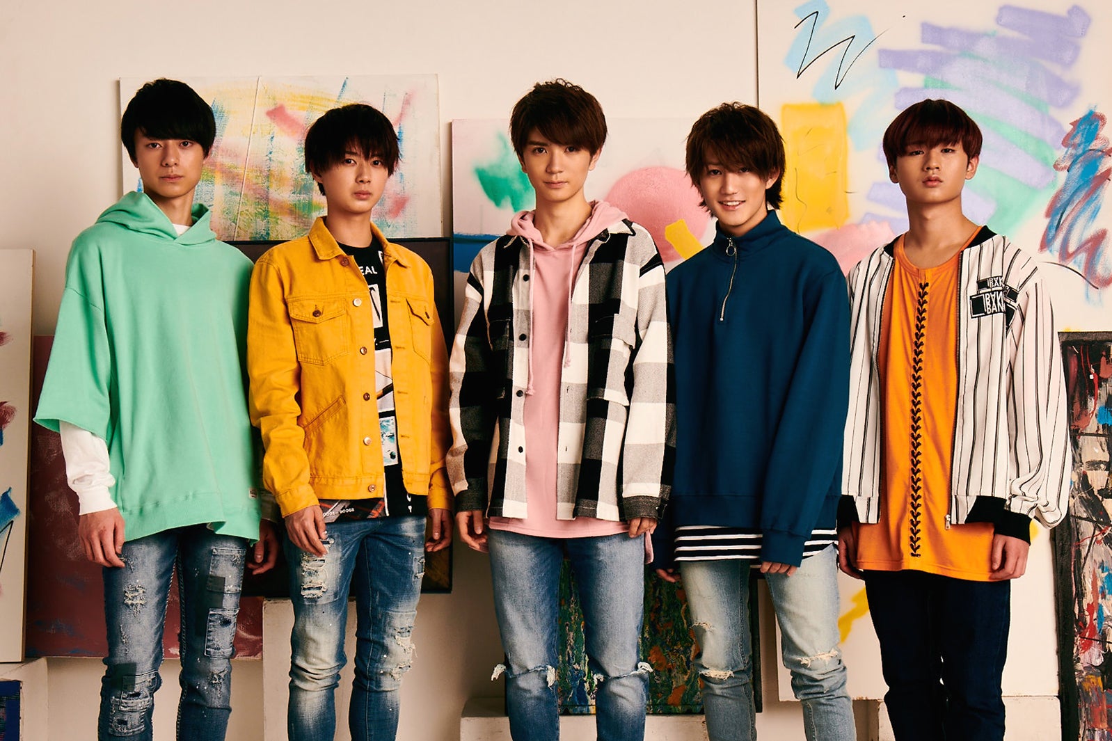 24時間テレビ」嵐×ジャニーズJr.がコラボ SixTONES・HiHi Jets・美 少年・少年忍者らとジャニーさんが残した名曲メドレー披露 -  モデルプレス