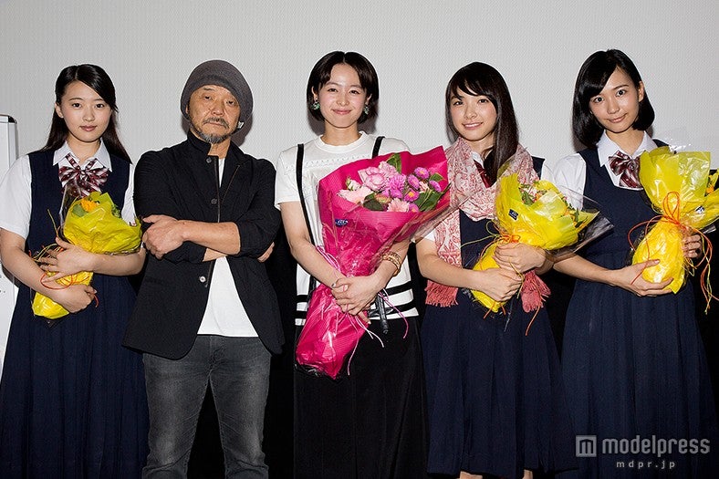（左から）吉永アユリ、押井守監督、清野菜名、田中日奈子、花影香音 （C）モデルプレス