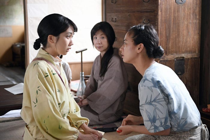 松本穂香、伊藤蘭、尾野真千子/「この世界の片隅に」第3話より(C)TBS