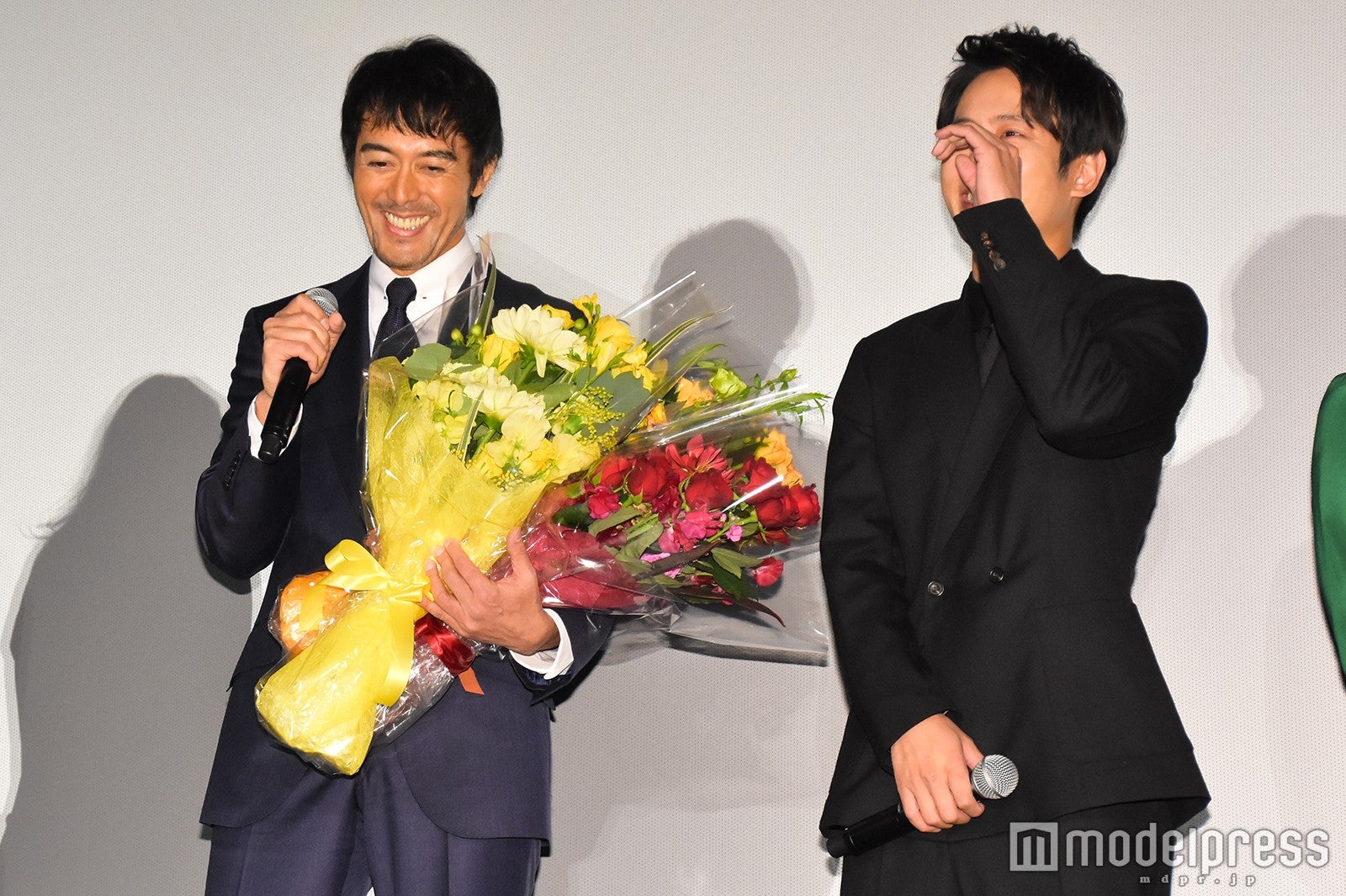 阿部寛、溝端淳平 （C）モデルプレス